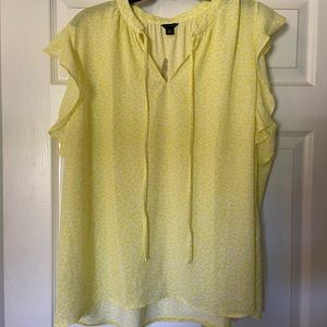 Cap sleeve yellow blouse